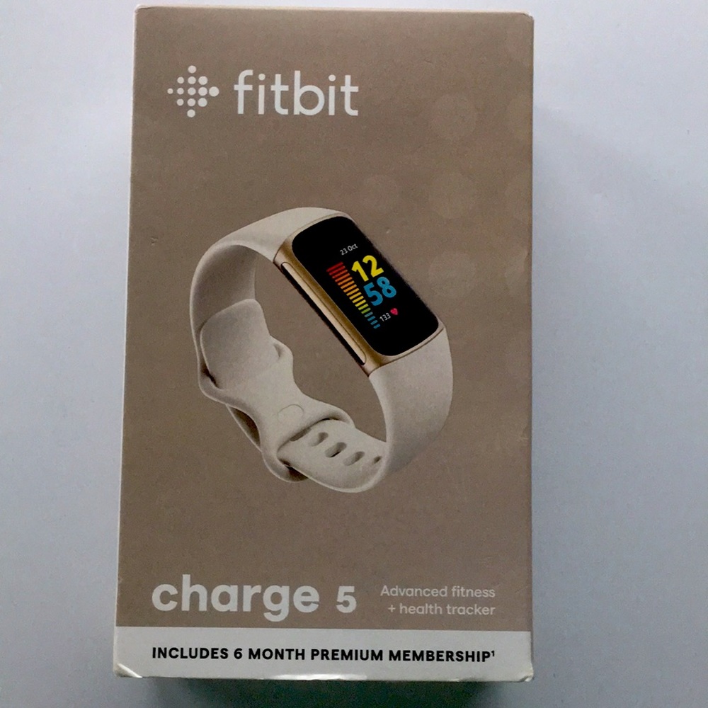 Fitbit Charge 5